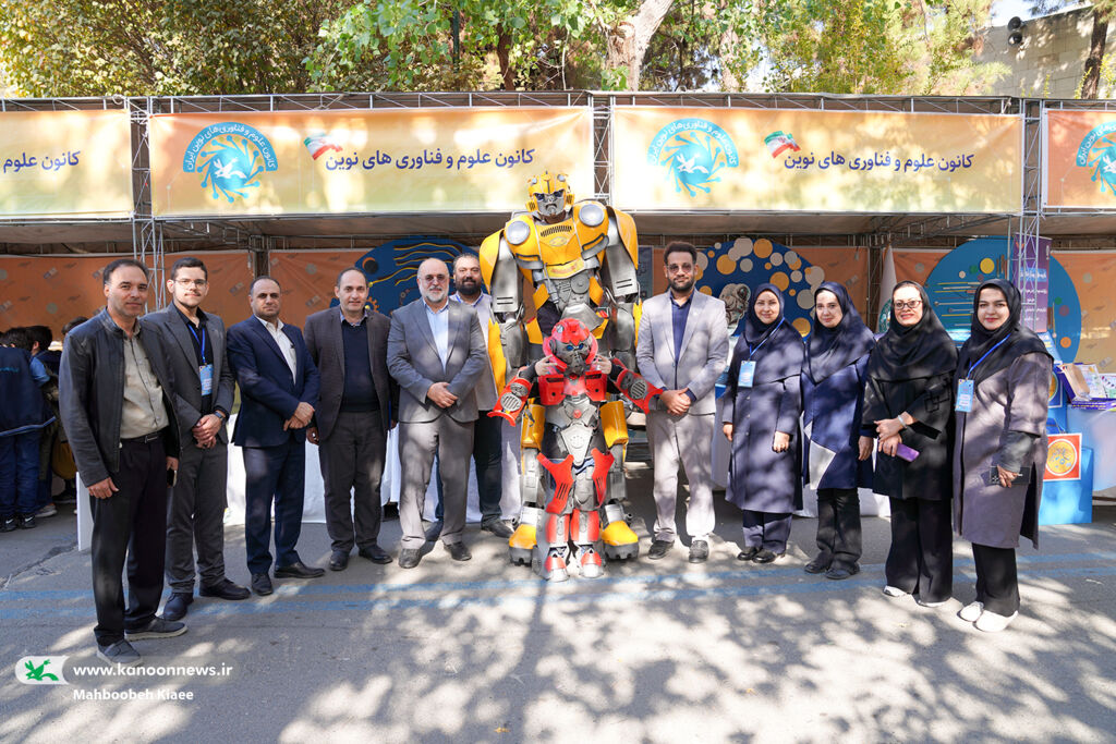 از ربات تا موشکهای دستساز؛ تجربه علمی کودکان در غرفههای کانون علوم