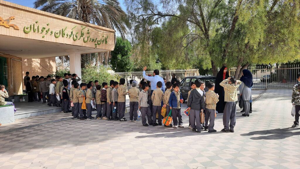 کودکان لارستانی در جشن نوخوان‌ها، با کتاب و قصه هم‌صدا شدند