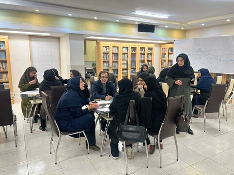 گزارش تصویری کارگاه آموزشی نمایش عروسکی سایه‌ای ویژه مربیان کانون استان اصفهان