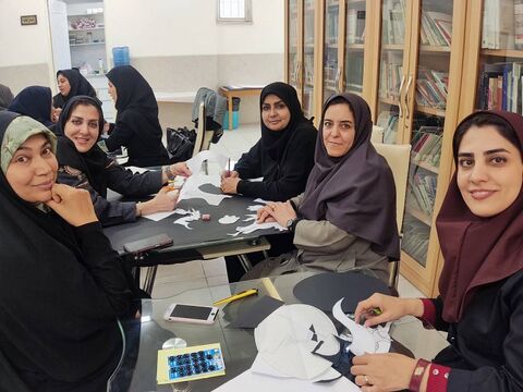 گزارش تصویری کارگاه آموزشی نمایش عروسکی سایه‌ای ویژه مربیان کانون استان اصفهان