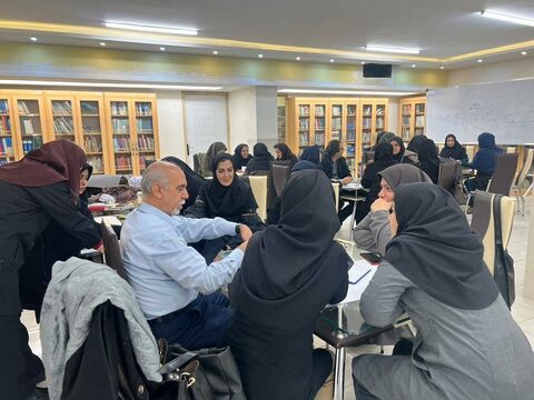 گزارش تصویری کارگاه آموزشی نمایش عروسکی سایه‌ای ویژه مربیان کانون استان اصفهان