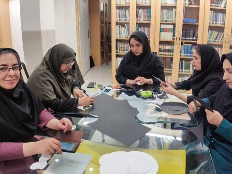 گزارش تصویری کارگاه آموزشی نمایش عروسکی سایه‌ای ویژه مربیان کانون استان اصفهان