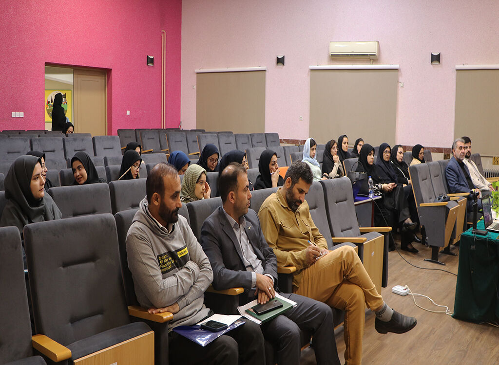 کارگاه آموزشی کارگردانی در قصهگویی در گیلان/ لزوم شناخت عمیق انسان در روایتها مورد تاکیدقرارگرفت