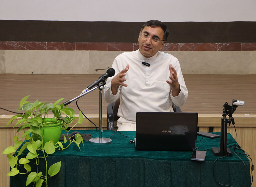 کارگاه آموزشی کارگردانی در قصهگویی در گیلان/ لزوم شناخت عمیق انسان در روایتها مورد تاکیدقرارگرفت