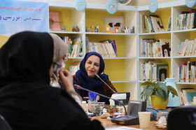 نشست ادبی «بررسی ویژگی‌های شعر کودک» و چهلمین نشست انجمن شاعران نوجوان کانون اردبیل با حضور طیبه شامانی