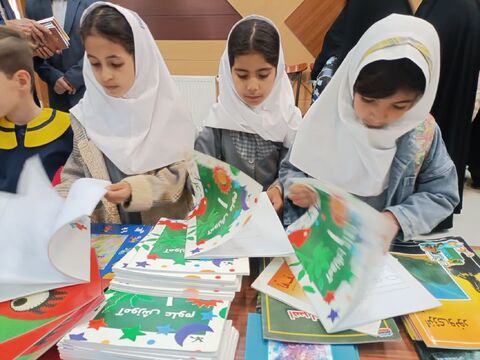 گزارش تصویری برپایی نمایشگاه کتاب در شهر مرزی باجگیران