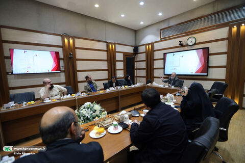 نشست مدیران کانون با فعالان حوزه پویانمایی