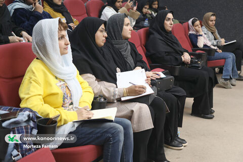 دوره آموزشی قصه‌گویی