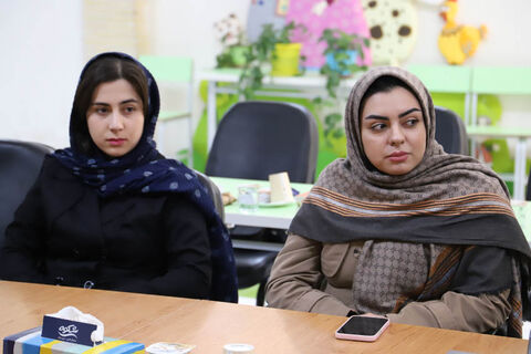 نشست ادبی «بررسی ویژگی‌های شعر کودک» در کانون اردبیل
