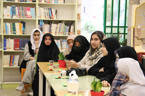 چهلمین نشست انجمن شاعران نوجوان کانون اردبیل