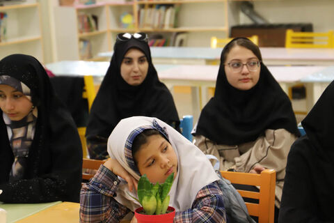 چهلمین نشست انجمن شاعران نوجوان کانون اردبیل