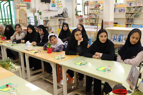 چهلمین نشست انجمن شاعران نوجوان کانون اردبیل