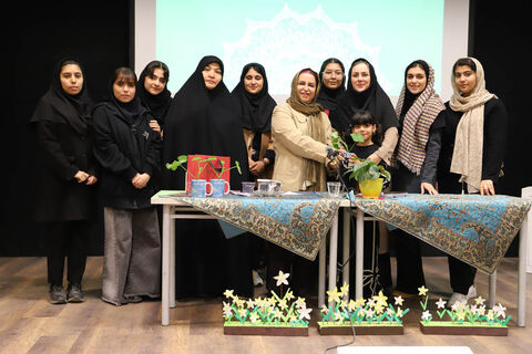 نشست ادبی «دو پنجره» با حضور طیبه شامانی در کانون استان اردبیل برگزار شد