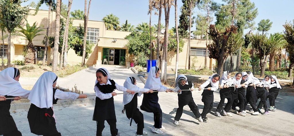 کانون مرکز شمارهپنج شیراز میزبان کودکان در هفته کتاب شد