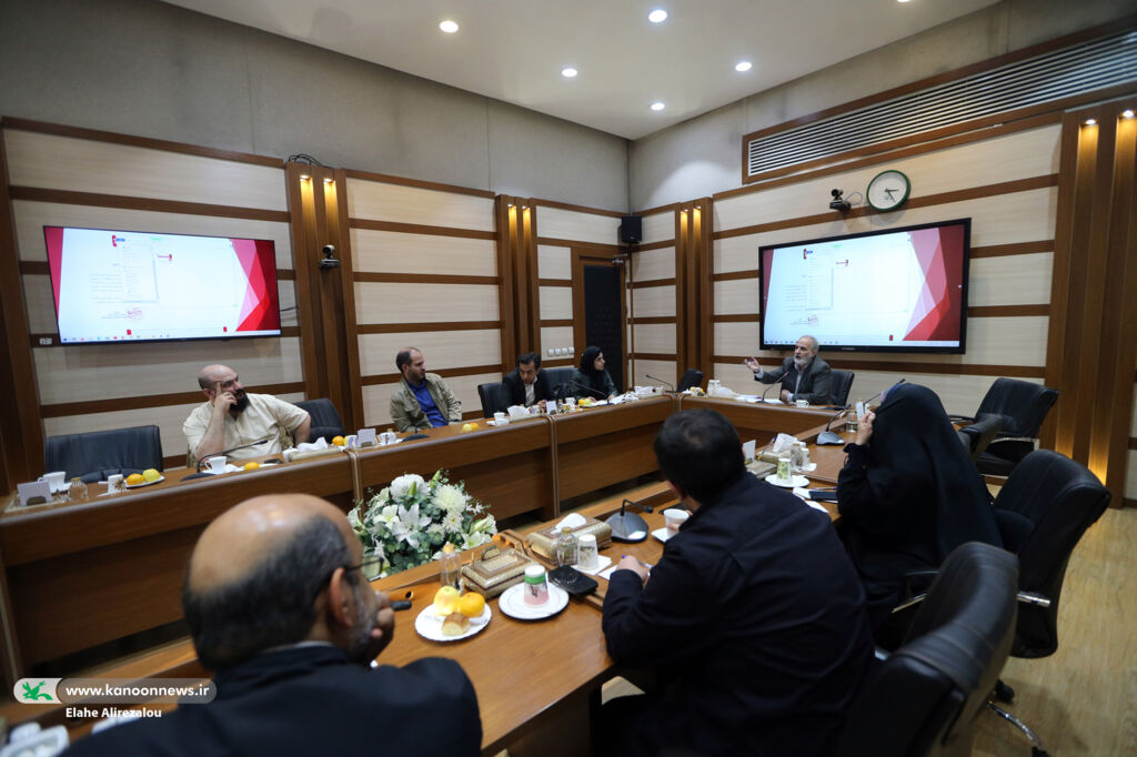 نشست استادان و صاحبنظران با محوریت چهاردهمین جشنواره پویانمایی