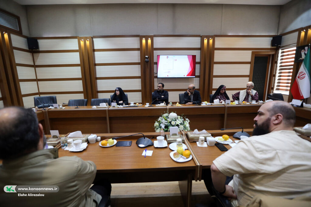 نشست استادان و صاحبنظران با محوریت چهاردهمین جشنواره پویانمایی