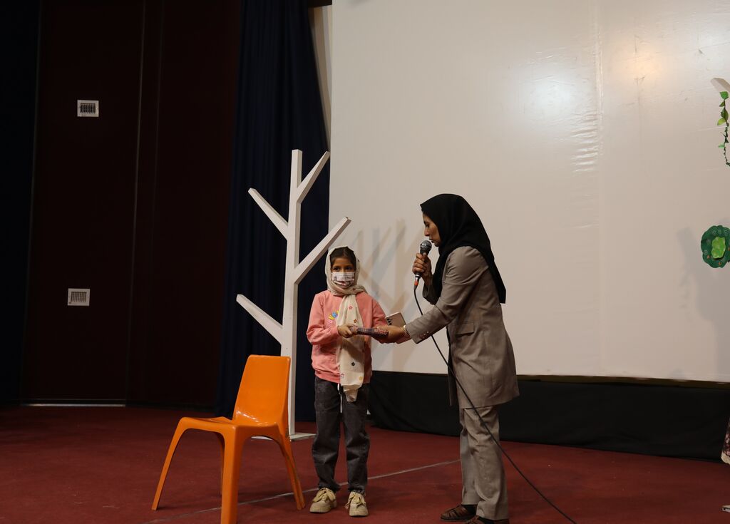 از نمایش «سیاه و سفید» تا قصه‌گویی