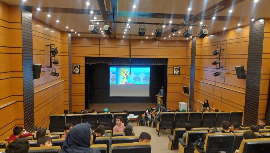 اکران انیمیشن سینمایی «یوز» در مرکز شماره ۴ کانون کرمانشاه