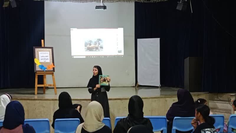 برگزاری کارگاه آموزشی انتخاب و مناسبسازی قصه برای اجرا در مرکز فرهنگی گلشهر بندرعباس