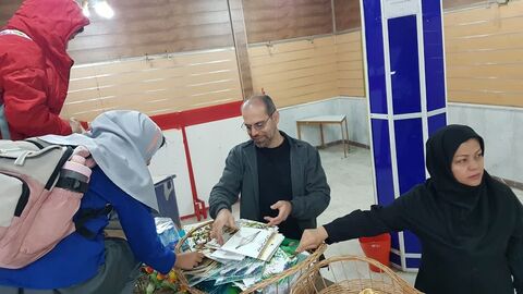 کرمانشاه.  اعضای کتابخوان