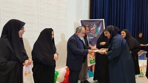 کرمانشاه.  اعضای کتابخوان