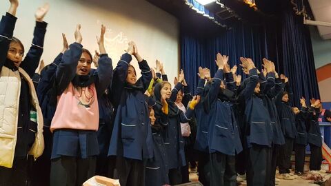 کرمانشاه.  اعضای کتابخوان