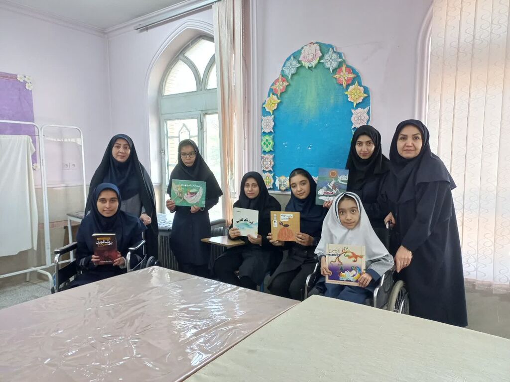 باشگاه کتابخوانی فراگیر کانون همدان مسیری برای شکوفایی کودکان با نیازهای ویژه