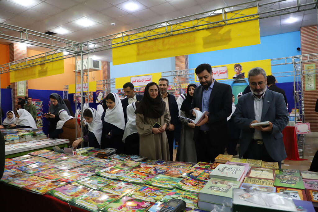 آیین گشایش چهارمین نمایشگاه تخصصی کتاب کودک و نوجوان برگزار شد