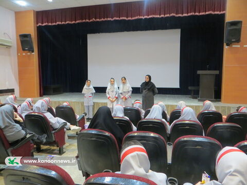 ویژه‌برنامه‌های هفته کتاب و کتاب‌خوانی در مراکز کانون استان بوشهر 1