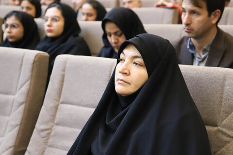 تقدیر از برندگان مسابقه نقاشی «مدرسه‌ای به وسعت ایران» با حضور علی ربیعی دستیار اجتماعی رئیس‌جمهور در اردبیل