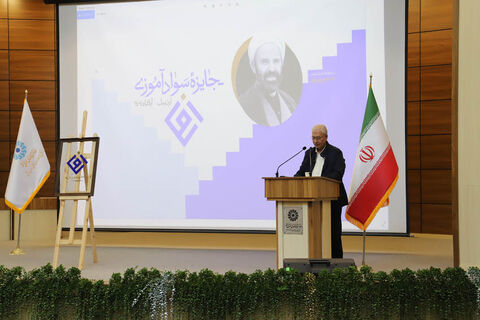 تقدیر از برندگان مسابقه نقاشی «مدرسه‌ای به وسعت ایران» با حضور علی ربیعی دستیار اجتماعی رئیس‌جمهور در اردبیل