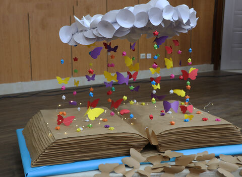 مهرواره  «دنیای رنگی کتاب‌ها»