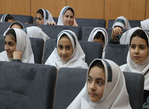 مهرواره  «دنیای رنگی کتاب‌ها»