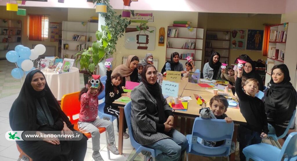 کارگاه کاردستی مادر و کودک در کانون بیجار بهمناسبت هفته کتاب و کتابخوانی