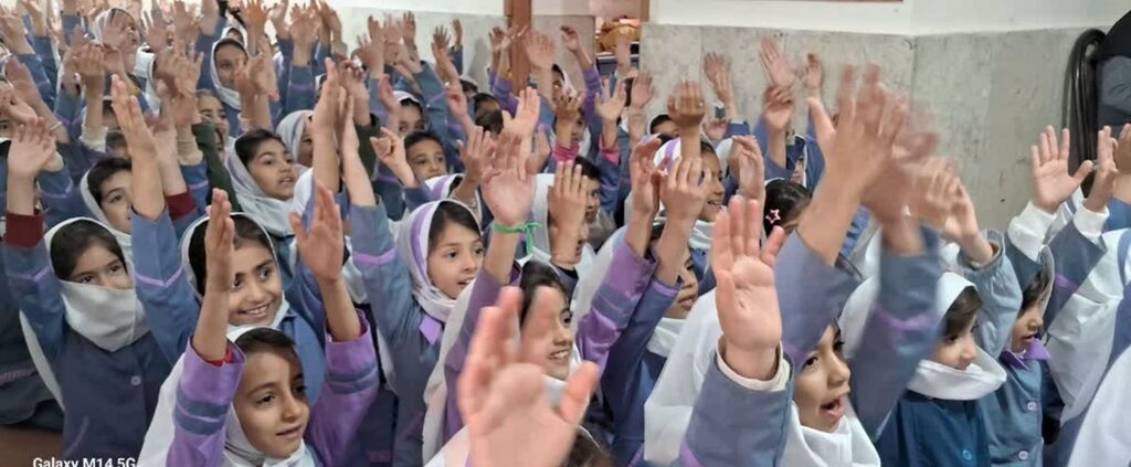 برگزاری جشن کتاب و نواختن زنگ مطالعه در کنگاور