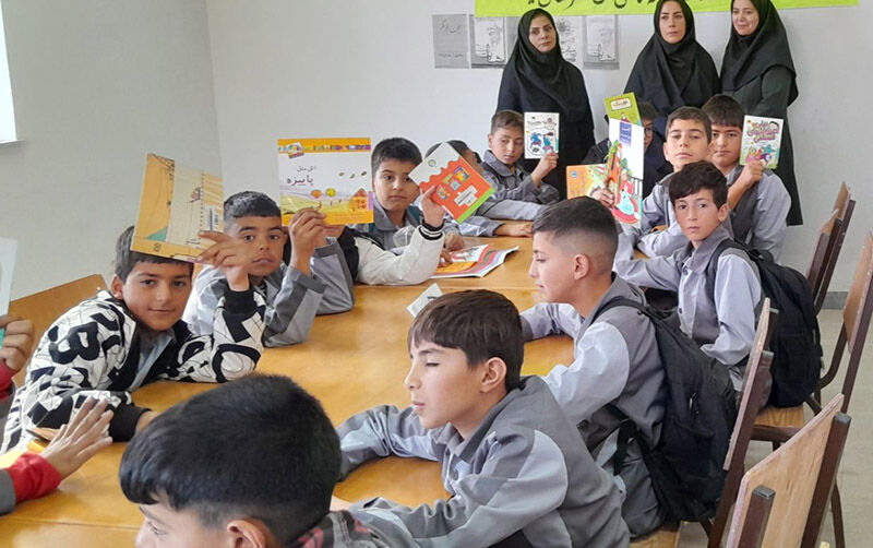 «پیک امید» به مدارس روستایی اردبیل رسید/ امداد فرهنگی کانون در مناطق کمبرخوردار کوثر و کوراییم نیر