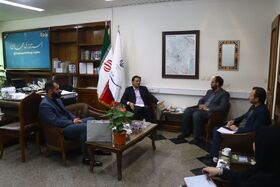 دیدار مدیرکل کانون پرورش فکری استان با معاون توسعه مدیریت و منابع استانداری