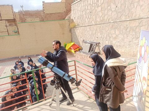 ویژه برنامه های هفته «ترویج علم» در مراکز کانون پرورش فکری کودکان و نوجوانان استان آذربایجان شرقی