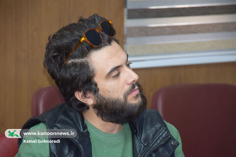 تجلیل مدیرکل کانون لرستان از عوامل نمایش خیاط کوچولو