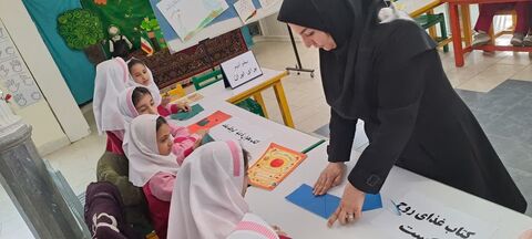 ویژه برنامه های هفته کتاب و کتاب خوانی در مراکز کانون پرورش فکری کودکان و نوجوانان استان آذربایجان غربی