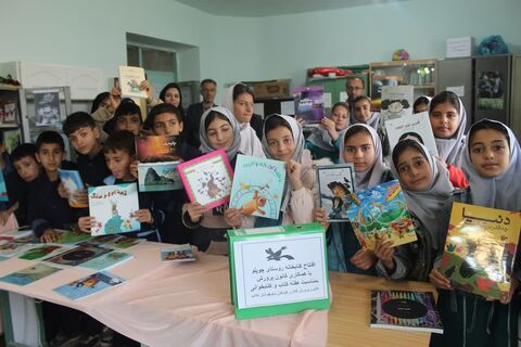 ویژه برنامه های هفته کتاب و کتاب خوانی در مراکز کانون پرورش فکری کودکان و نوجوانان استان آذربایجان غربی