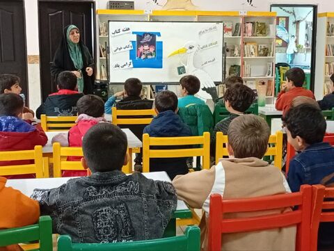 ویژه برنامه های هفته کتاب و کتاب خوانی در مراکز کانون پرورش فکری کودکان و نوجوانان استان آذربایجان غربی