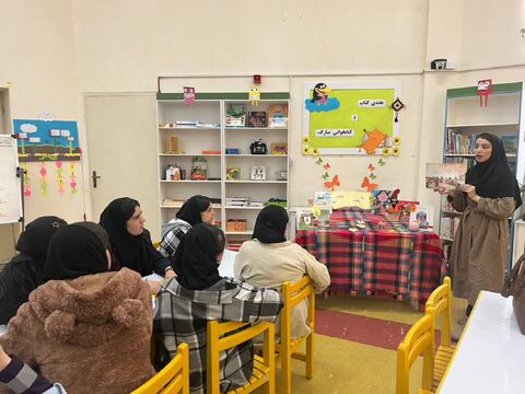 ویژه برنامه های هفته کتاب و کتاب خوانی در مراکز کانون پرورش فکری کودکان و نوجوانان استان آذربایجان غربی