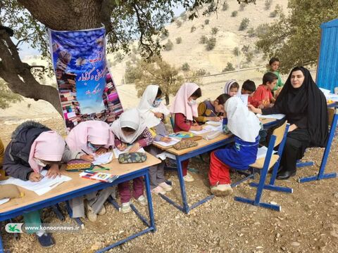 «بخوانیم برای ایران» در آبید بویر؛ اجرای برنامه‌های کتاب‌محور برای دانش‌آموزان عشایری