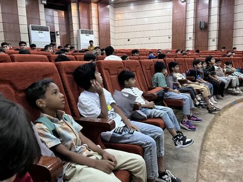 گزارش تصویری/ بازدید بیش از ۷۰۰ کودک از مرکز تخصصی علوم بندرعباس