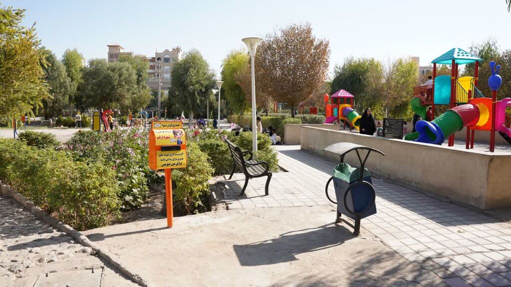 «صندوق‌های گوش‌شنوا» در قم؛ گامی تازه برای شنیدن صدای کودکان