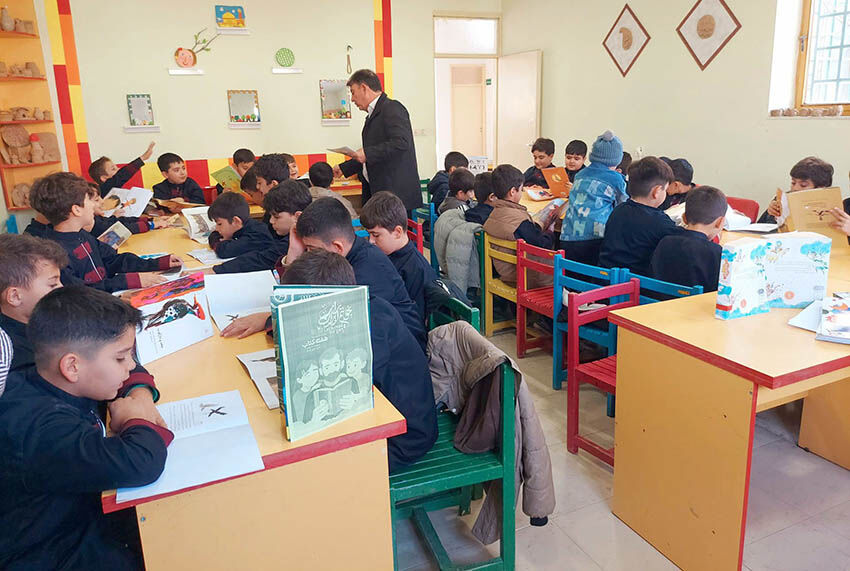 گرامیداشت سیوسومین دوره هفته کتاب با حضور پرشور اعضا در مراکز کانون اردبیل و پارسآباد