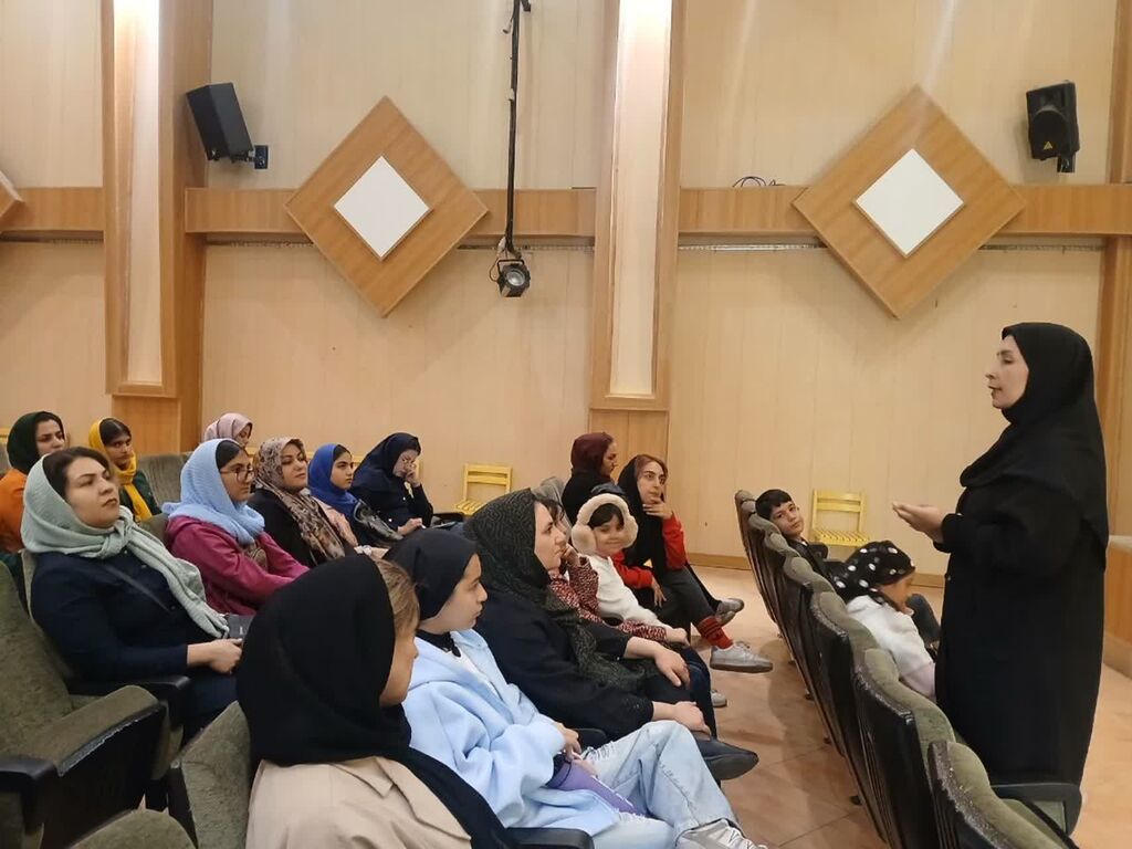 آغاز فعالیتهای «هفته کتاب و کتابخوانی» در مراکز کانون البرز