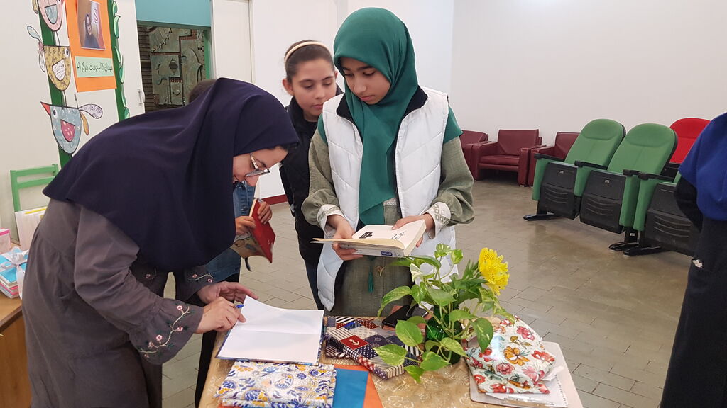 جشن واژههای روشن؛ در مرکز ۲۱