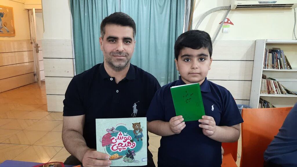 کارگاه «والد و کودک» کانون مسجدسلیمان به مناسبت هفته کتاب برگزار شد